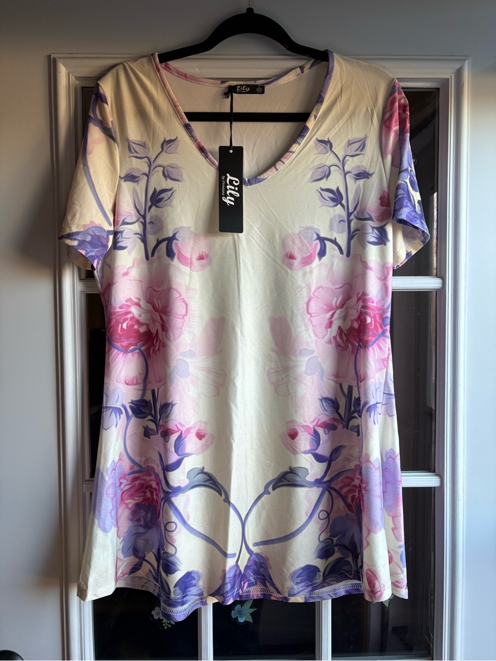 Lily Cream Floral V-Neck Tunic with Pink & Purple Blooms
